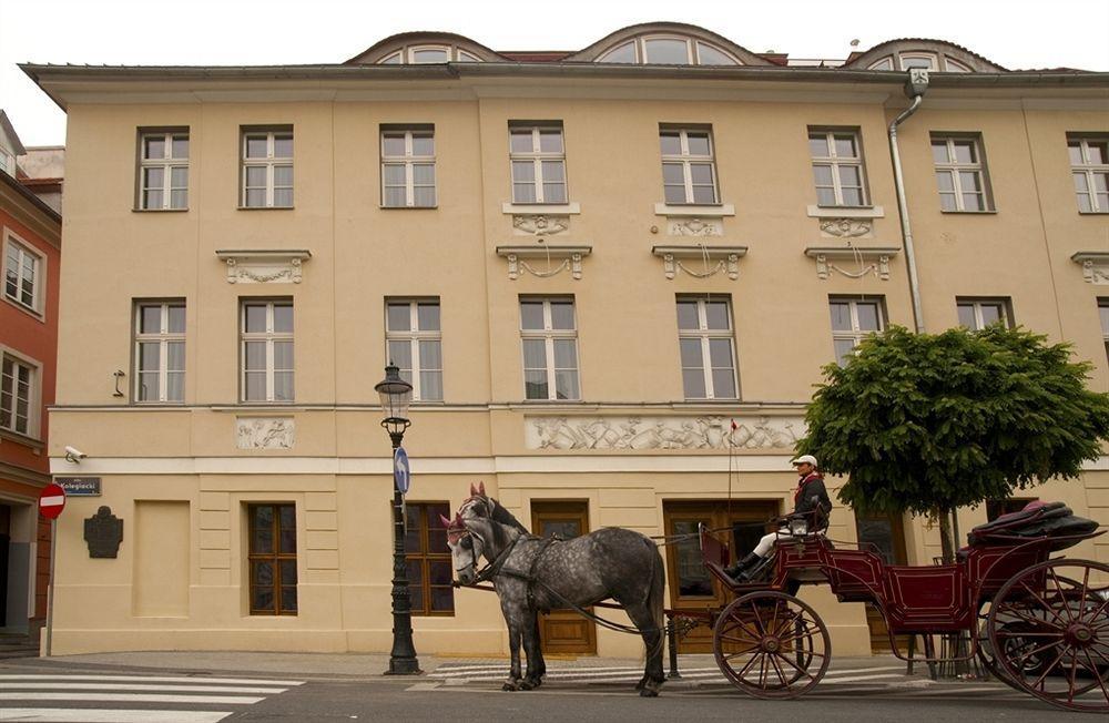 Hotel Kolegiacki Познан Екстериор снимка