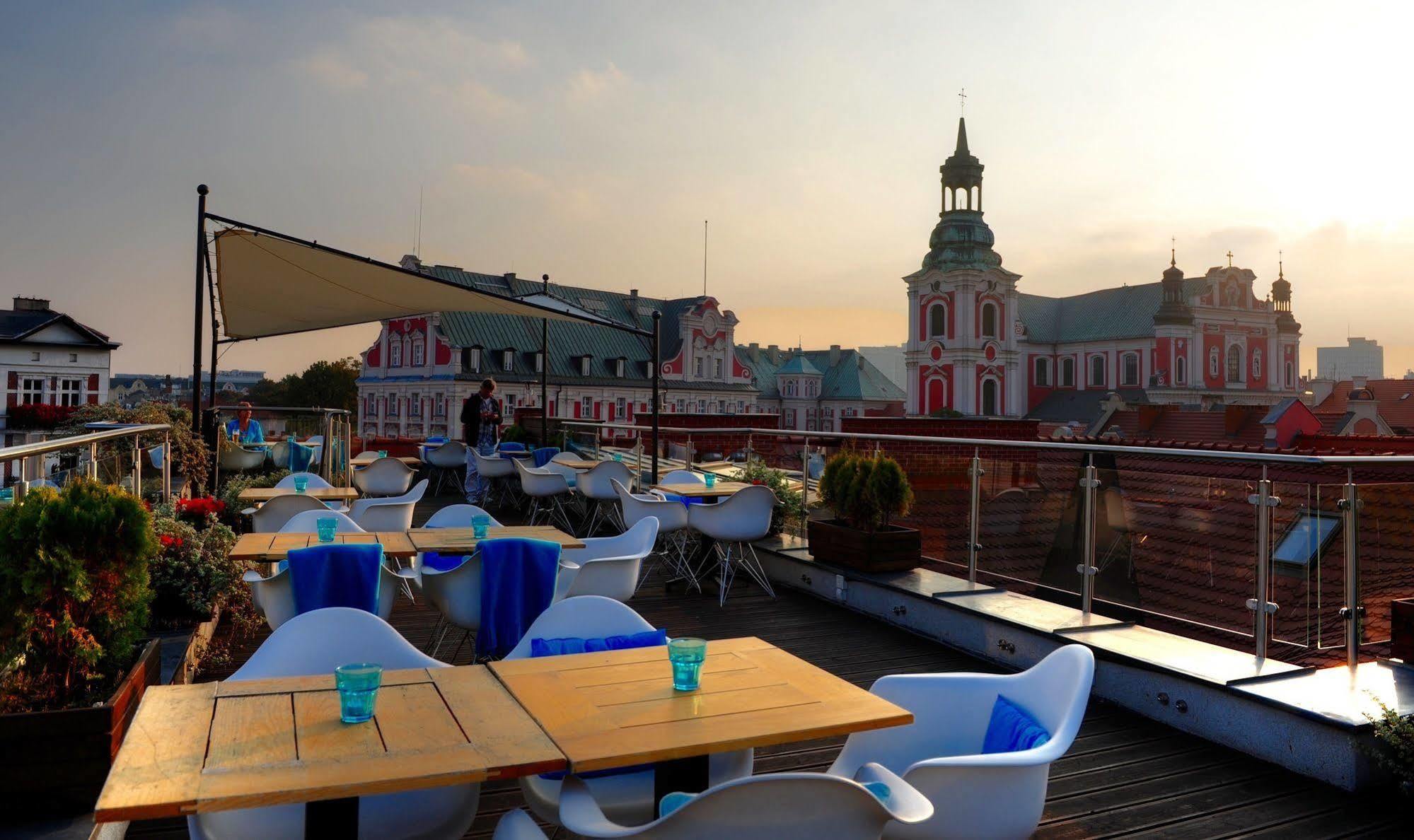 Hotel Kolegiacki Познан Екстериор снимка